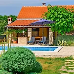 Sunny House