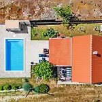Hébergement de vacances Sunny House