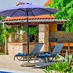 Sunny House Σπίτι διακοπών Smokovic