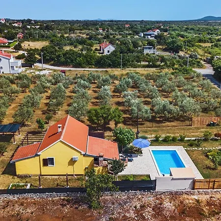 Sunny House Σπίτι διακοπών Smokovic
