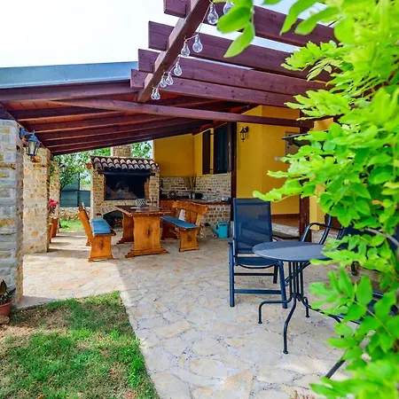 Sunny House *