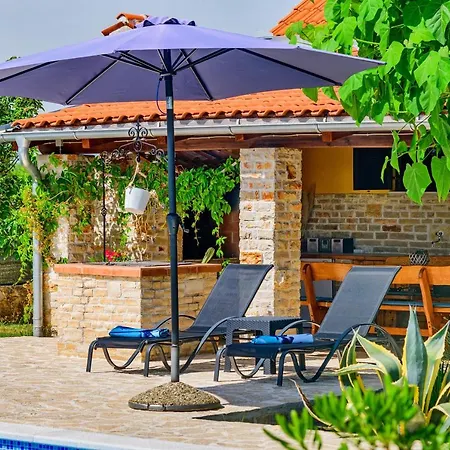 Sunny House Ferienhaus Smokovic