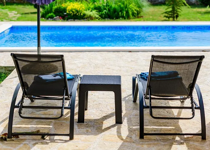 Sunny House Дом отдыха *