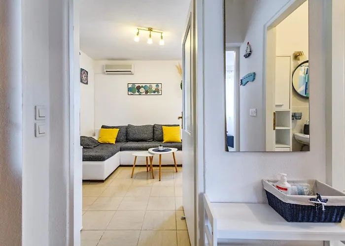 Дом отдыха Sunny House *